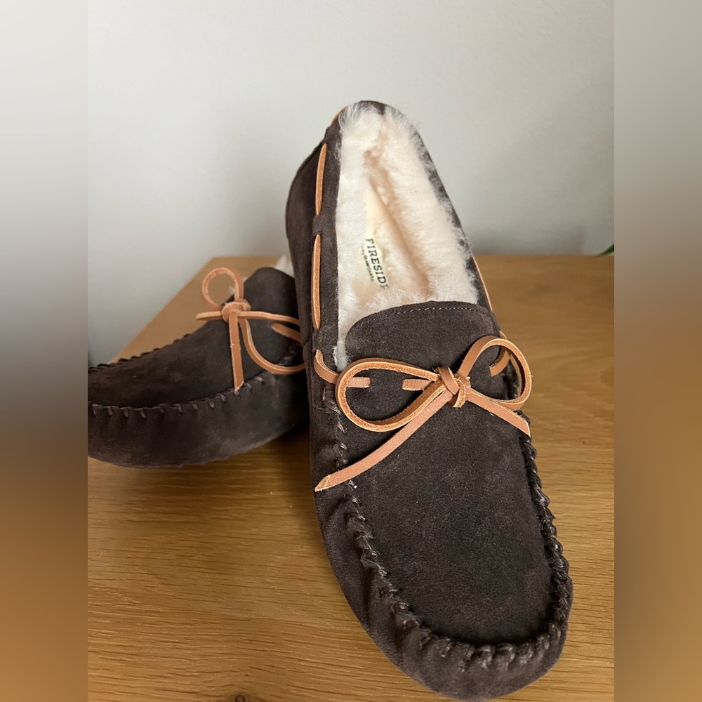 Fireside By Dearfoams Men’s Brown Color Size 10 Slippers